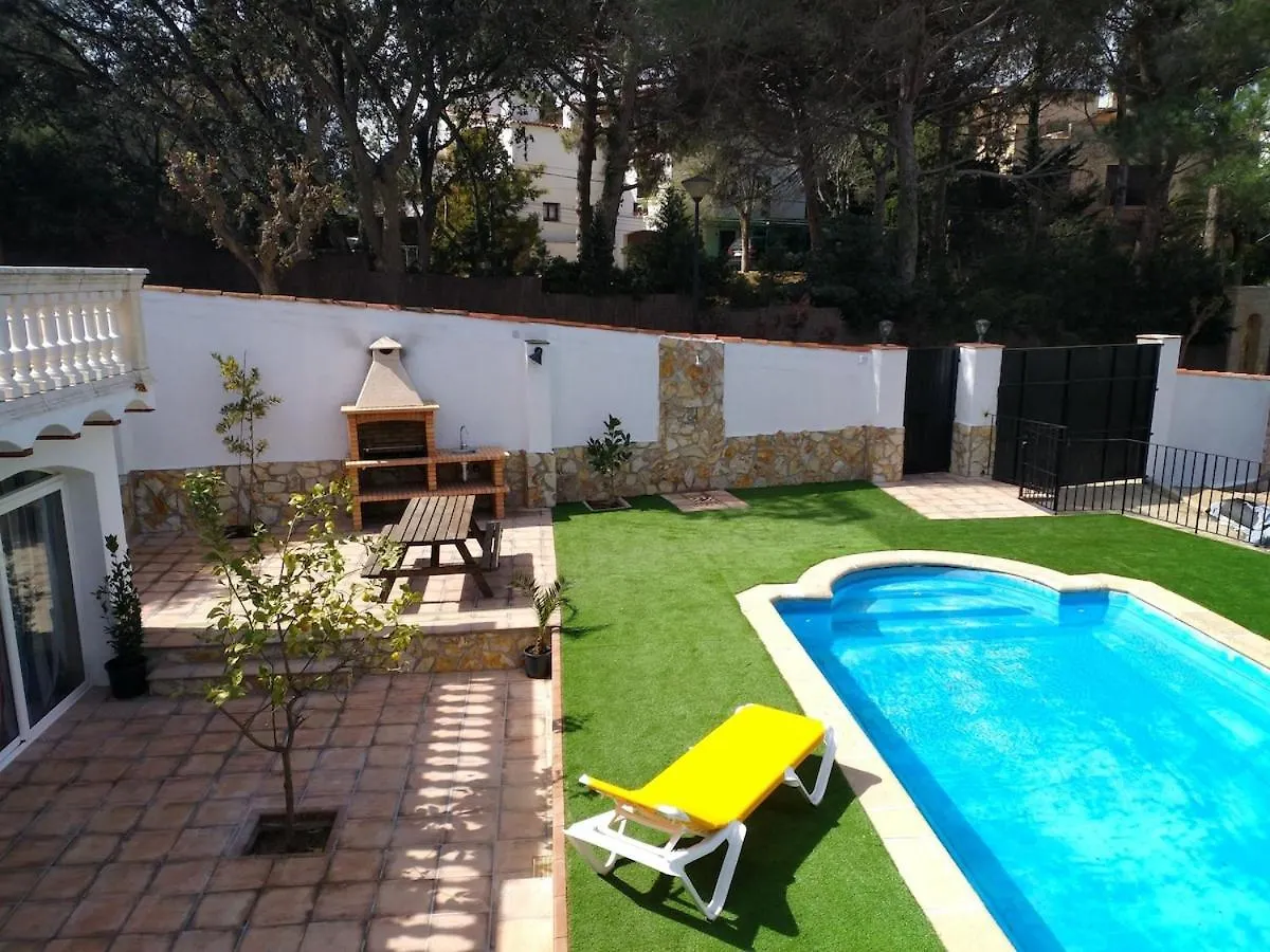 Allotjament Bogues Lloret de Mar 0*,